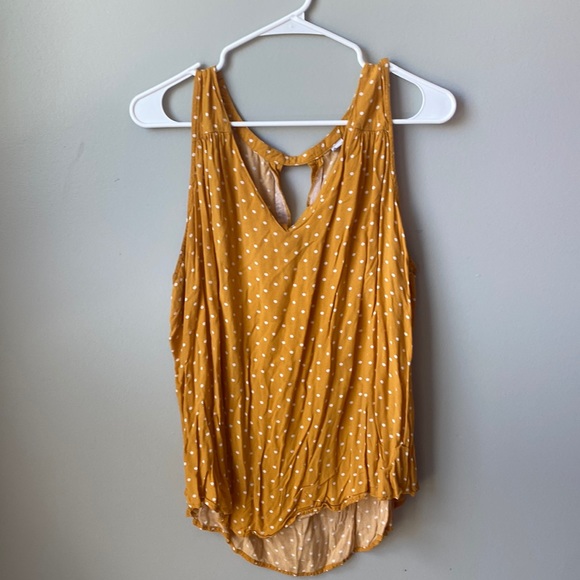 Old Navy Tops - 3 PACK tank bundle SIZE XL